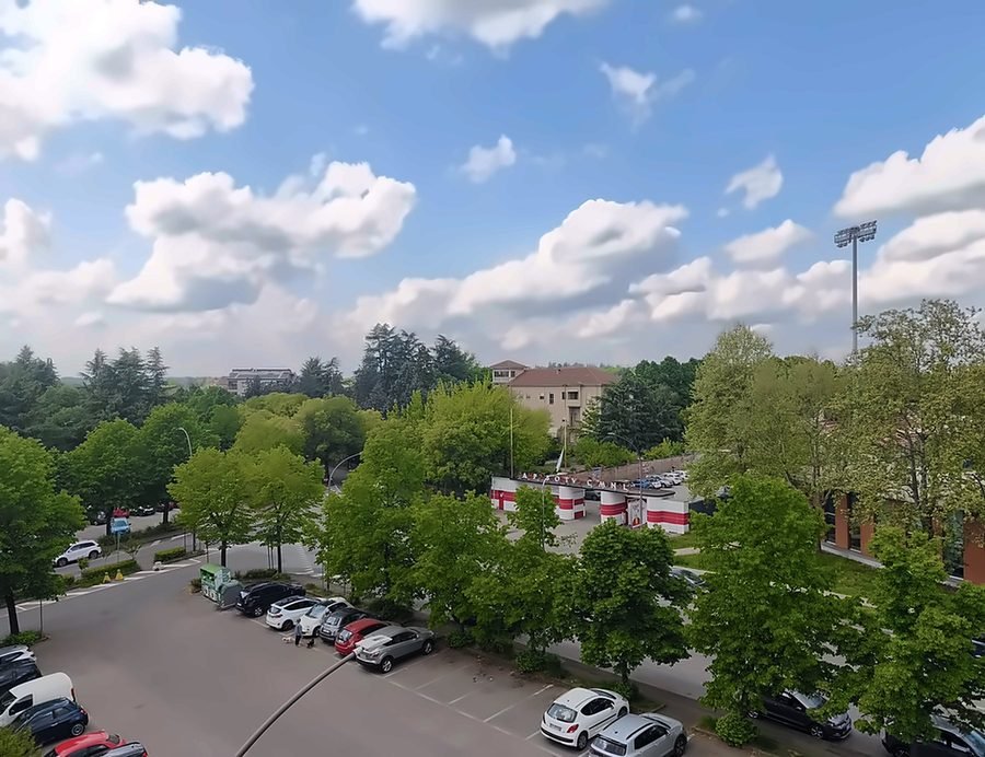 Parcheggio gratuito davanti alla struttura